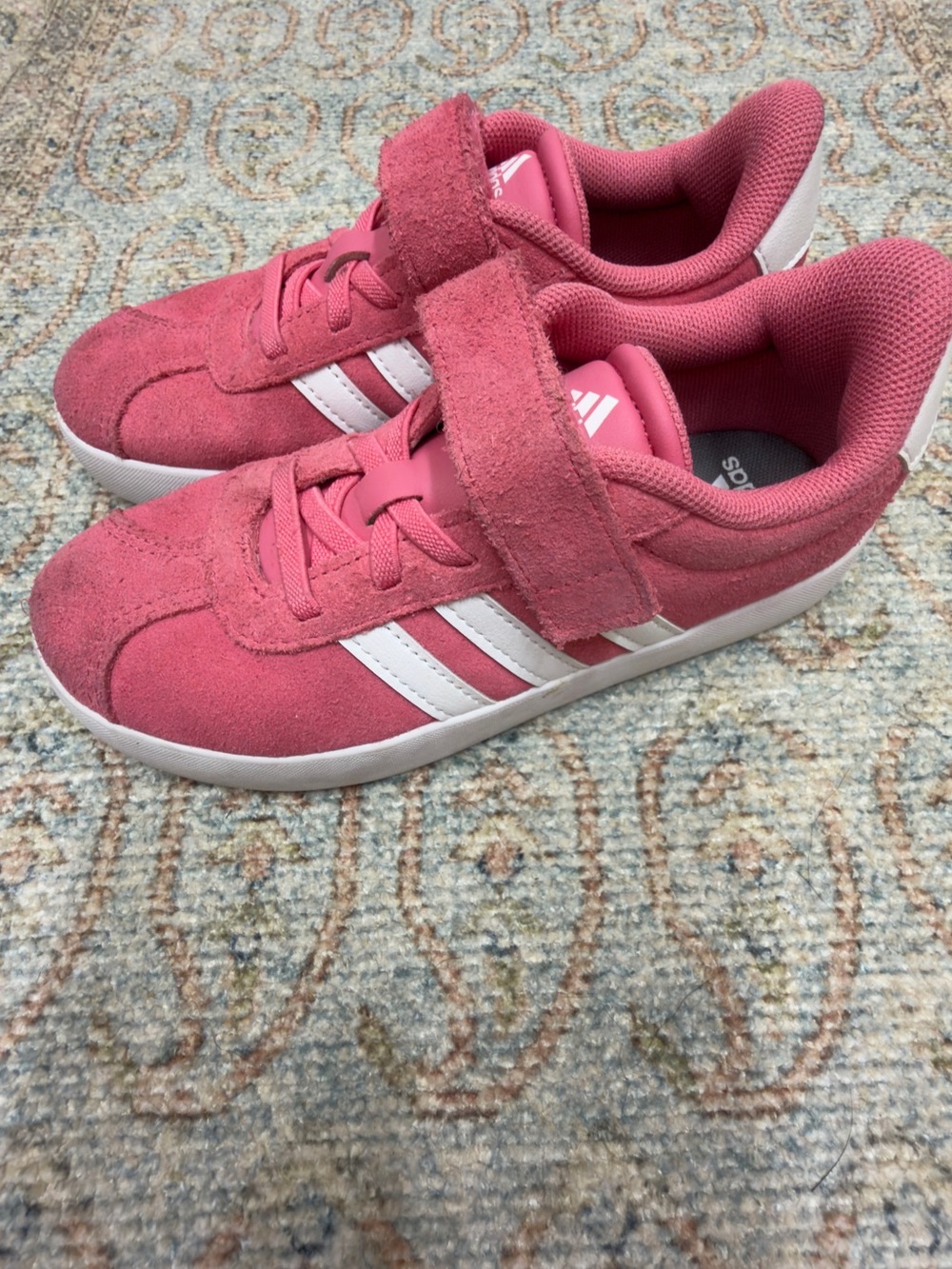 adidas Court 3.0 Kids Pink Velcro Suede Stripe Sneakers size 1